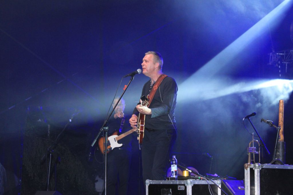 Światowe Dni Młodzieży w Gminie Klucze – fotorelacja cz. IV – koncert „Raz Dwa Trzy”, Apel Jasnogórski – zdjęcie 10