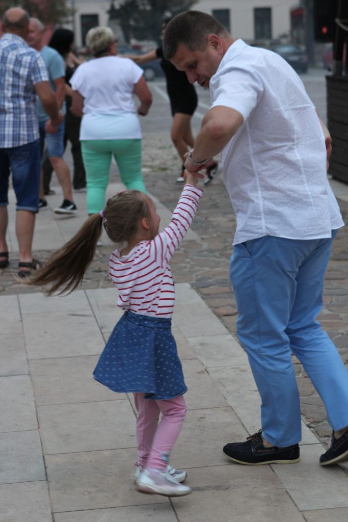 Fotorelacja z koncertu na rynku w Olkuszu – zdjęcie 5