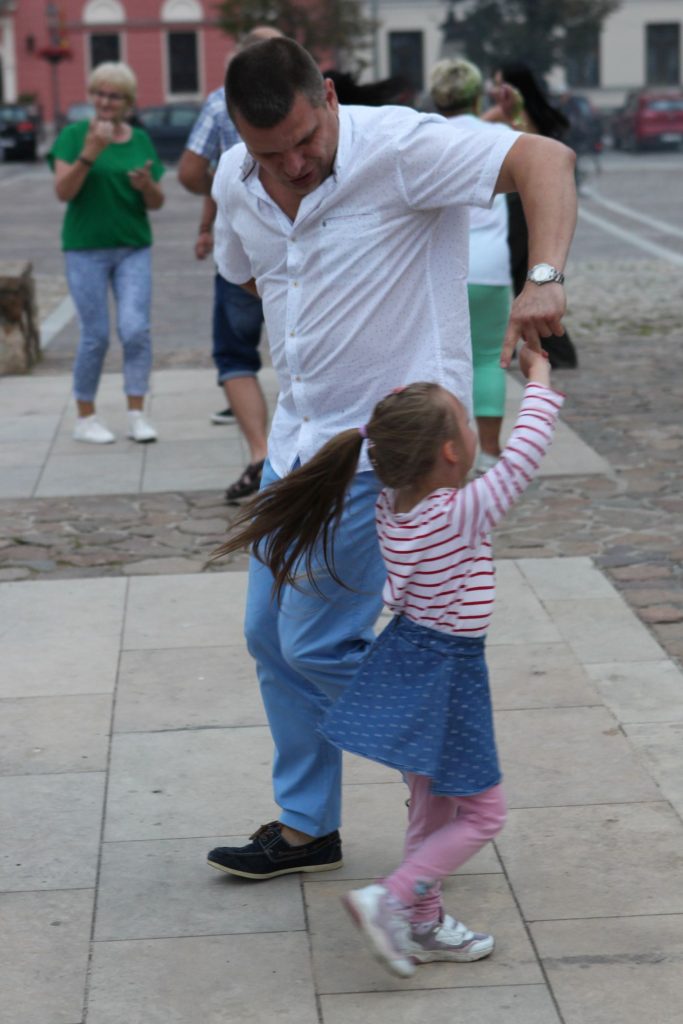 Fotorelacja z koncertu na rynku w Olkuszu – zdjęcie 6